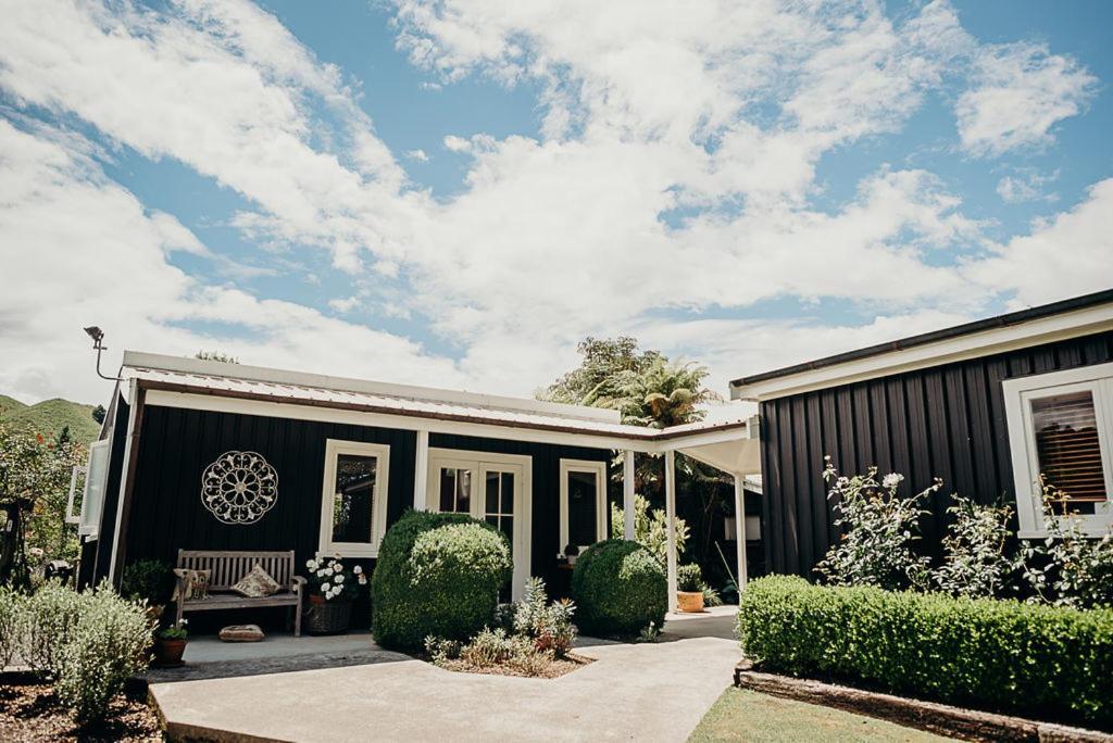 Bradleys Garden Bed And Breakfast Taumarunui Exterior foto
